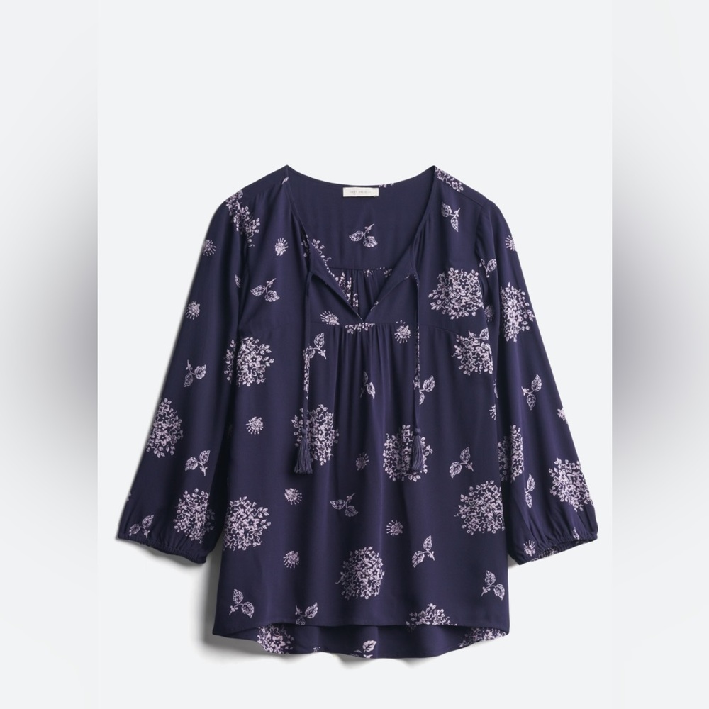 Skies are Blue -Stitch Fix-Padenia Tassel Detail Split Neck Top- NWT-size Medium